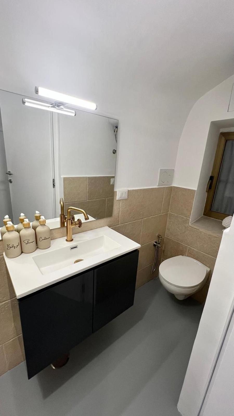 Suite White Dome Bari Luaran gambar